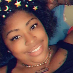 Meet your Posher, Lakeema